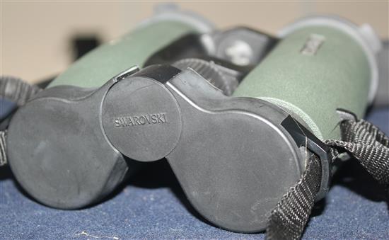 A pair of Swarovski EL 10 x 42 Swarovision binoculars,